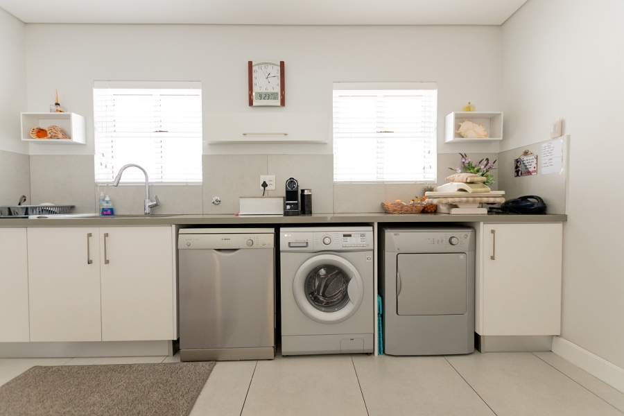 2 Bedroom Property for Sale in La Pinta Lifestyle Village Western Cape